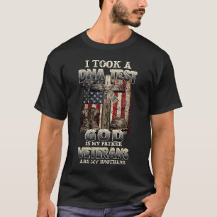 DNA test God is mijn vader veteranen zijn mijn bro T-shirt