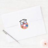 Do-nerd Funny Nerdy Donut Pun Ronde Sticker (Envelop)