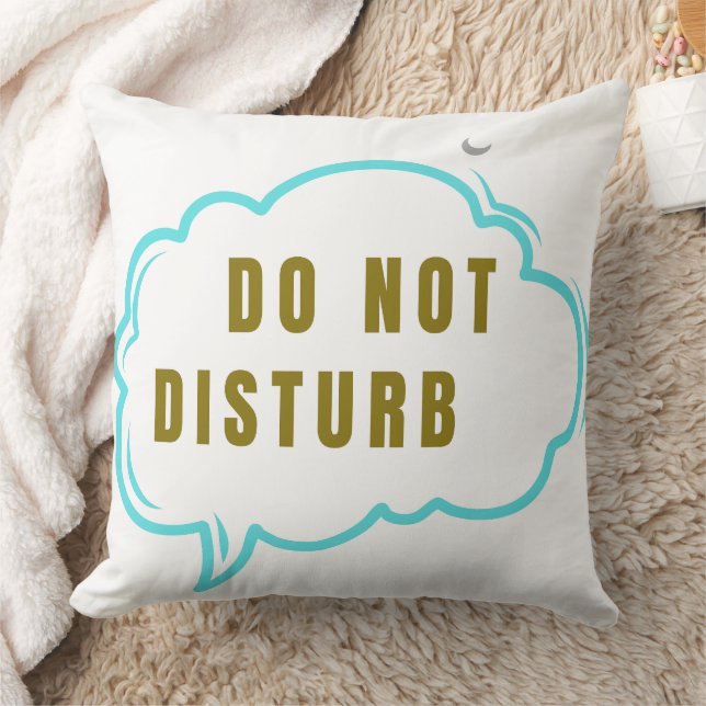 Do Not Disturb Cozy Sleep Throw Pillow – Moon Clou Kussen (Deken)