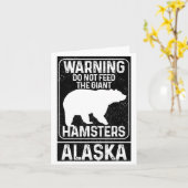 Do Not Feed The Giant Hamsters Grizzly Bear Funny Kaart (Gele Bloem)