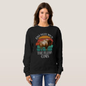 Do Not Pet The Fluffy Cows Men Women Retro Bison Trui (Voorkant volledig)