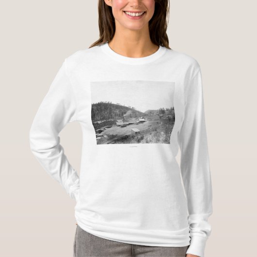 Dobbin's Saw Mill op de foto van Black Hills T-shirt (Voorkant)
