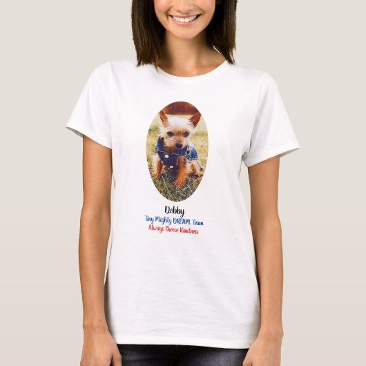 Dobby - Tiny Mighty Dream Team Puppy Mill Survivor T-shirt (Voorkant)