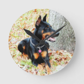 Doberman Clock Ronde Klok