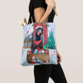 Doberman Dog in sneeuwkersthondenhuis Tote Bag (Dichtbij)