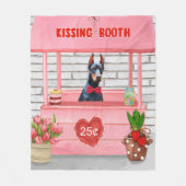 Doberman Dog Valentijnsdag Kissing Booth Fleece Deken (Voorkant)