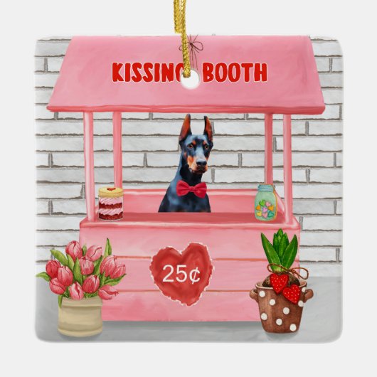 Doberman Dog Valentijnsdag Kissing Booth Keramisch Ornament (Voorkant)