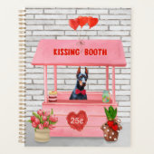Doberman Dog Valentijnsdag Kissing Booth Planner (Voorkant)