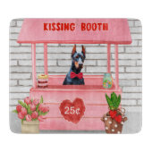 Doberman Dog Valentijnsdag Kissing Booth Snijplank (Voorkant)