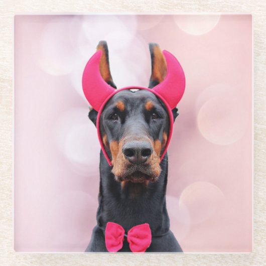 Doberman in Devil Costume Glazen Onderzetter (Voorkant)