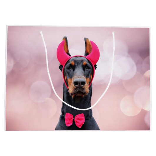 Doberman in Devil Costume Groot Cadeauzakje (Achterkant)