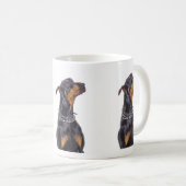 Doberman met Sneaky Kijk Mok (Voorkant rechts)