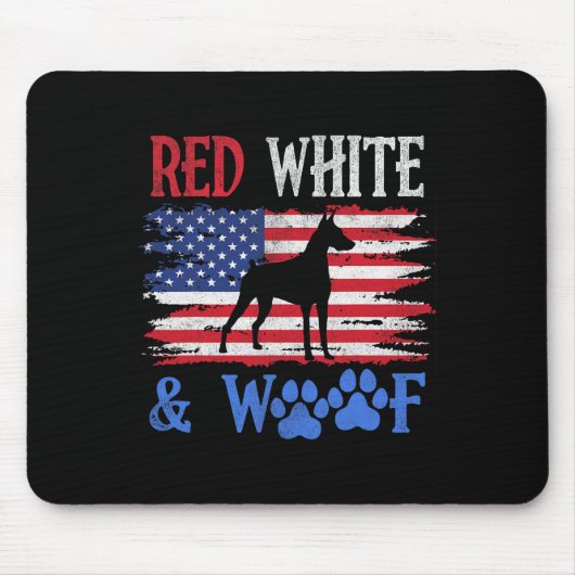 Doberman Pinscher Amerikaanse vlag VS rood en wit Muismat (Voorkant)