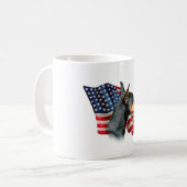 Doberman Pinscher Flag Koffiemok (Voorkant links)