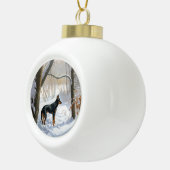 Doberman Pinscher liet het sneeuwen Kerstmis Keramische Bal Ornament (Rechts)