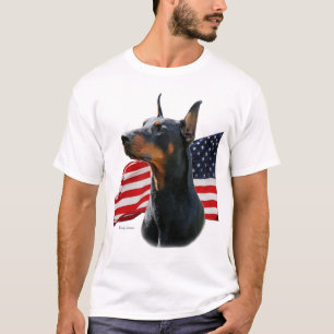 Doberman Pinscher met vlag T-shirt