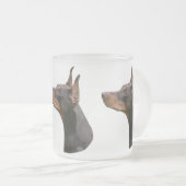 Doberman Pinscher-Mok met rode/bruine kop (Voorkant rechts)