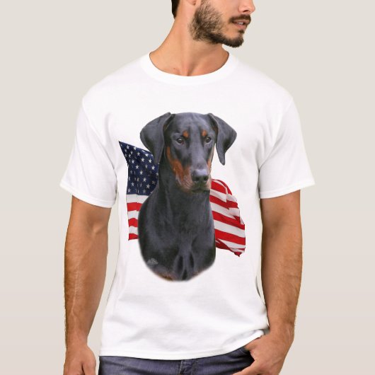 Doberman Pinscher- onbebouwd natuurlijk oor met vl T-shirt (Voorkant)