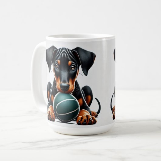 Doberman Pinscher Puppy houdt een bal vast Koffiemok (Voorkant links)