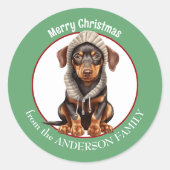 Doberman Pinscher Puppy in Winter Pet Kerst Ronde Sticker (Voorkant)