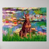 Doberman Pinscher (rood) - Lilies 2 Poster (Voorkant)