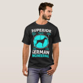 Doberman Pinscher Superior German Engineering T-shirt (Voorkant volledig)