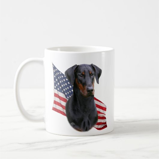 Doberman Pinscher- zwarte natuurlijke oorten Mok (Links)