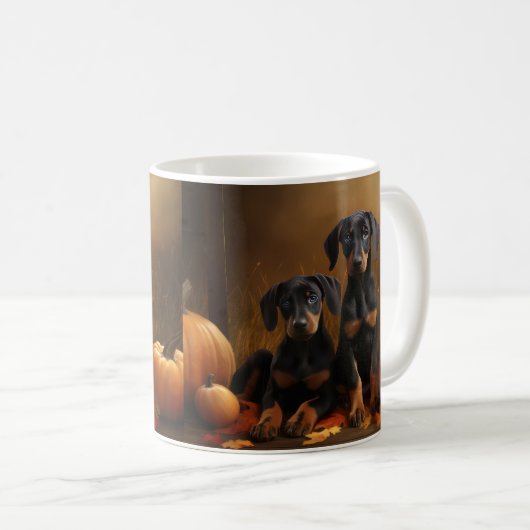 Doberman Puppy Herfst Delight Pompoen Koffiemok (Voorkant rechts)