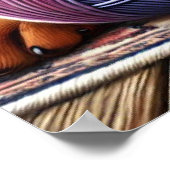 Doberman puppy met garenbal op een kleurrijk tapij poster (Hoek)