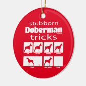 Doberman Tricks Keramisch Ornament (Links)