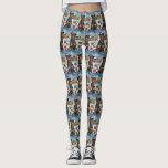 Doberman Winter Wonderland Christmas Joy Leggings<br><div class="desc">Dit feestelijke ontwerp vangt de vrolijke sfeer van het vakantieseizoen, met een schattige pup die een kerstmuts draagt. De hond is genesteld in een winterwonderland, compleet met een sneeuwpop, een versierde kerstboom en prachtig ingepakte cadeaus. Sneeuwvlokken herfsten zachtjes en voegen een magische toets toe aan het tafereel, terwijl de levendige...</div>