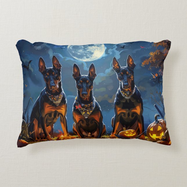 Dobermann Halloween Griezelig Accent Kussen (Voorkant)