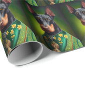 Dobermann-hond in St. Patrick's Day-jurk Cadeaupapier (Rol Hoek)