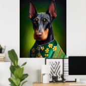 Dobermann-hond in St. Patrick's Day-jurk Poster (Thuiskantoor)