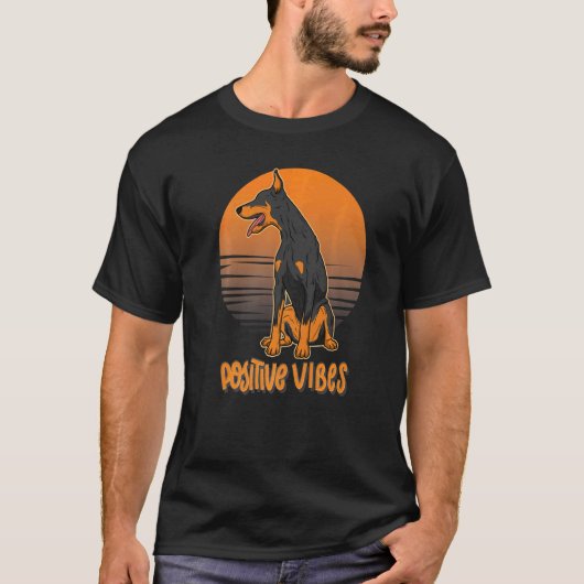 Dobermann hondenras  91 t-shirt (Voorkant)