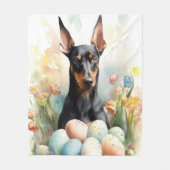 Dobermann met Paaseieren Fleece Deken (Voorkant)
