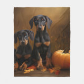 Dobermann Puppy Autumn Delight Pompoen Fleece Deken (Voorkant)