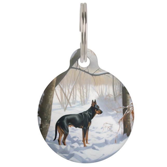 Dobermann Sneeuwt het Kerstmis Huisdierpenning (Voorkant)