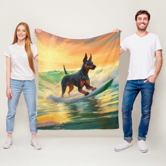Dobermann Strand Surfing Schilderij Fleece Deken (In situ)