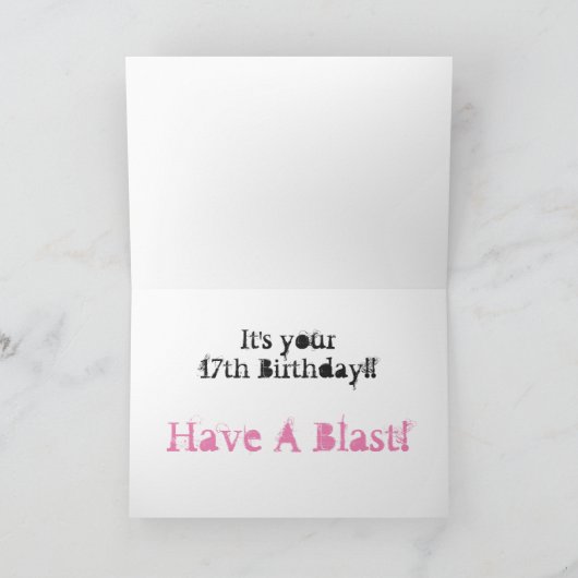 Dochter, 17e verjaardag, wit, roze op zwart. kaart (Binnen)