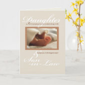 Dochter en schoonzoon Gefeliciteerd Nieuwe baby Kaart (Gele Bloem)