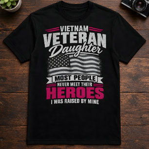Dochter van Vietnam-veteraan Opgevoed Door Mijn He T-shirt