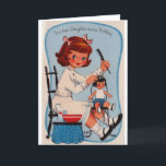 dochter verjaardag Kaart<br><div class="desc">Retro /  Verjaardag wenskaart. Mooi klein meisje dat rollers in het haar van haar pop doet! Een lieve dochter op haar verjaardag! Schattige Kaart van de verjaardag!</div>
