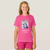 Dochters Naam en foto Bright Pink Verjaardag T-shirt (Voorkant volledig)
