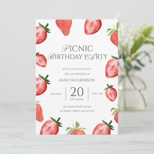 Dochter's Picknick Aardbeien Thema Verjaardagsfees Kaart (Staand voorkant)