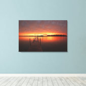 Dock bij zonsondergang op het Minnetonka-meer, MN. Canvas Afdruk (Insitu (Houten vloer))