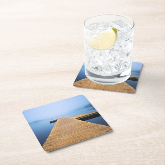 Dock op het meer kartonnen onderzetters (Insitu)