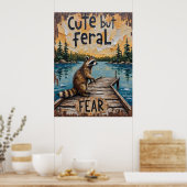 Dockside Wanderer: Wasbeer bij het meer Poster (Keuken)