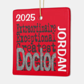 Doctor Extraordinaire CUSTOM Keramisch Ornament (Links)