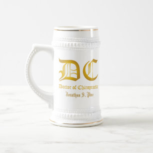 Doctor in de chiropractische Aangepaste Stein Bierpul